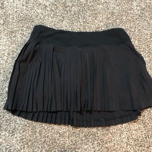 LULULEMON RUNNING/TENNIS SKIRT